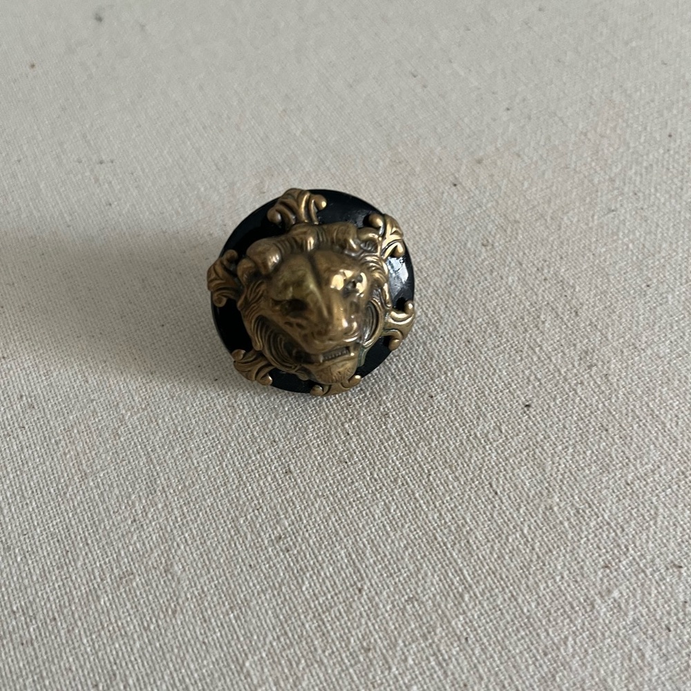 Patrice Lion head ring